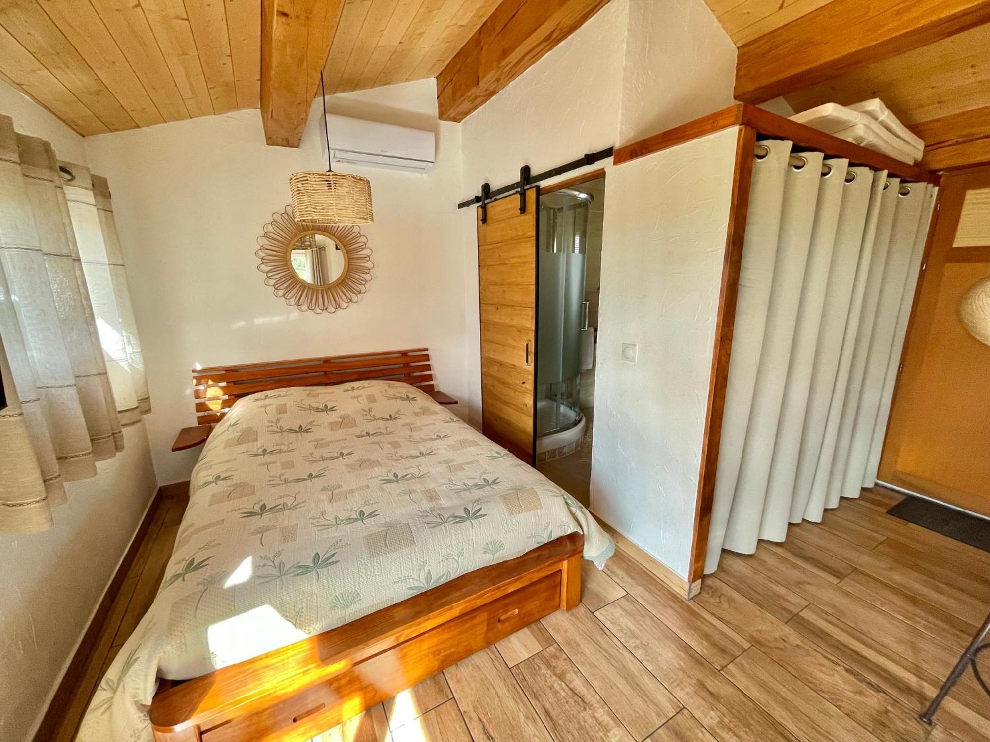 Gite De L'Auxineill Castelnou Exteriör bild