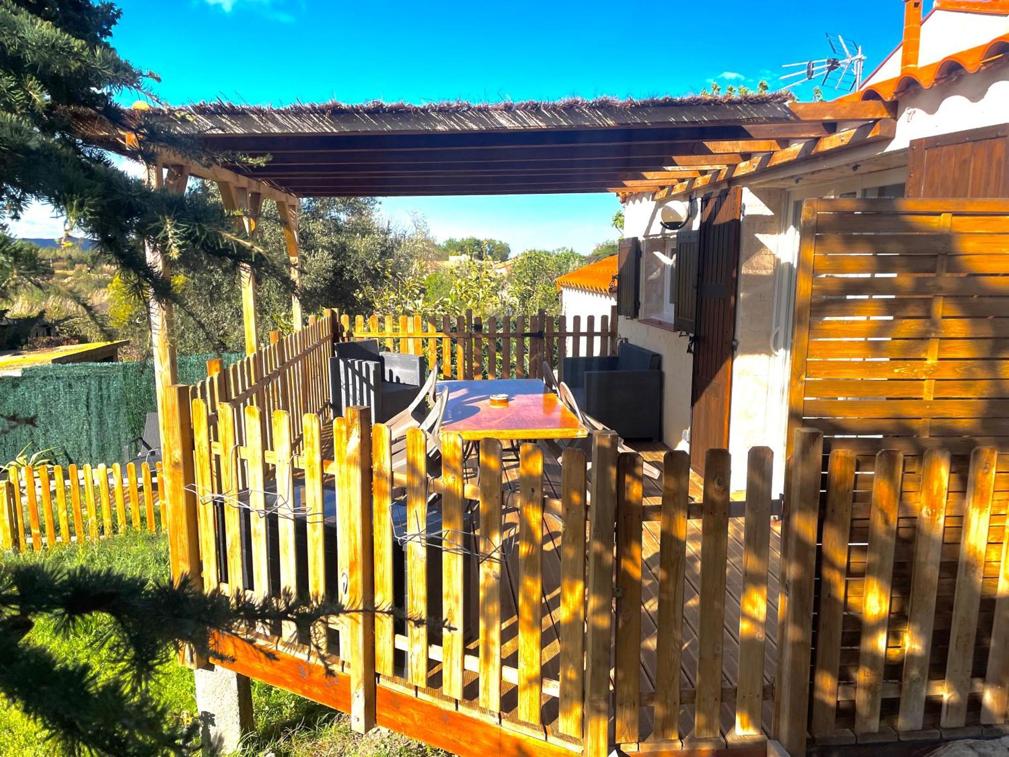 Gite De L'Auxineill Castelnou Exteriör bild